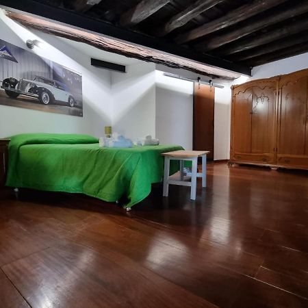 Casa Monviso Le Fuoriserie Palermo Buitenkant foto